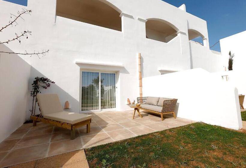 수피리어 룸, Eques Petit Resort