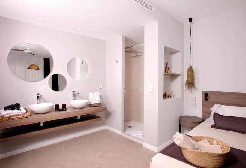 수피리어 룸, Eques Petit Resort