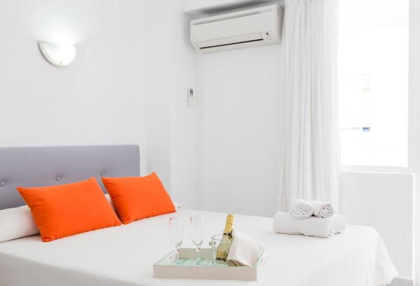 غرفة سوبيريور مزودة بشرفة, Garau Petit