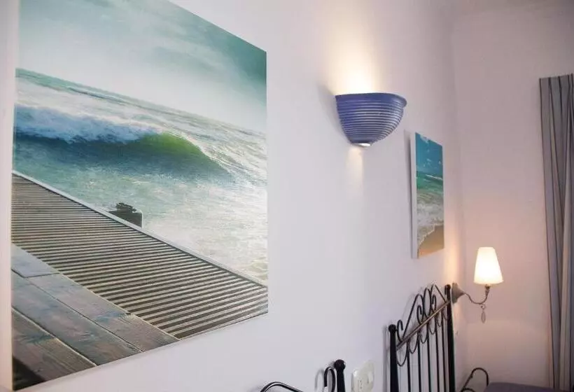 اتاق استاندارد, Hostal Alemania