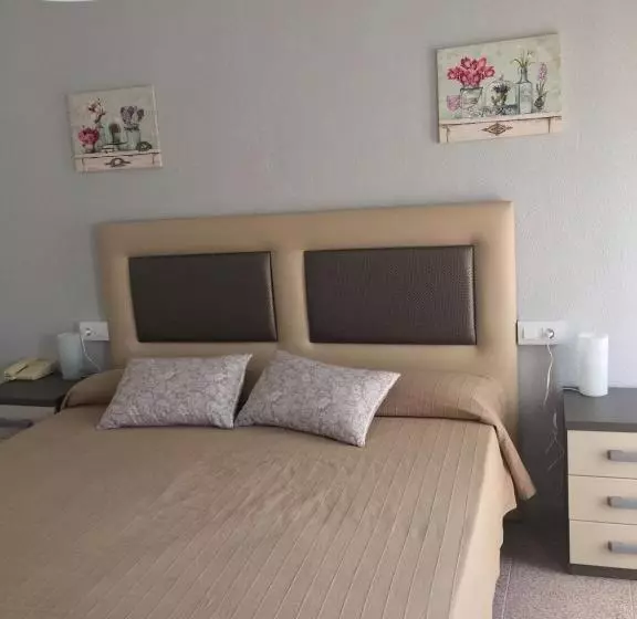 ファミリールーム, Hostal El Perejil
