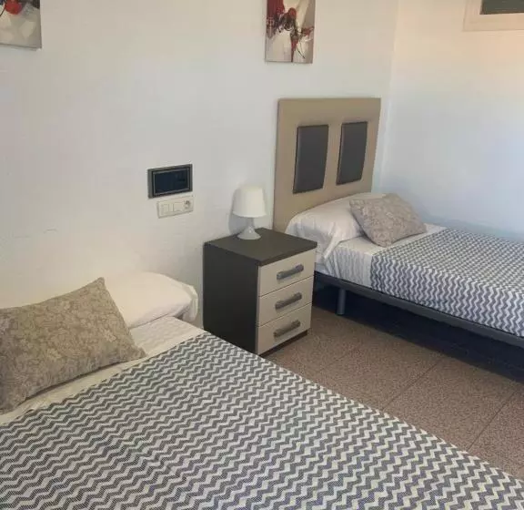 ファミリールーム, Hostal El Perejil