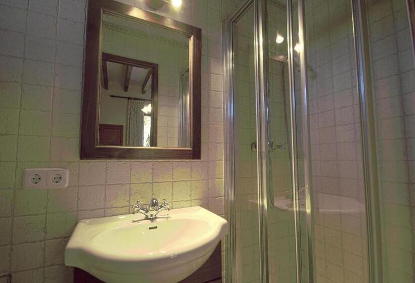 Номер Стандарт, Hostal Miramar