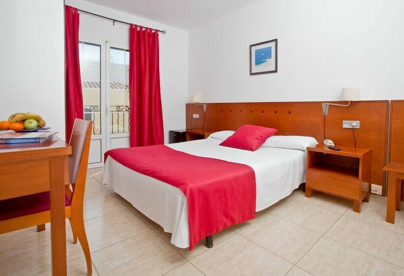 غرفة قياسية, Jeni & Restaurant