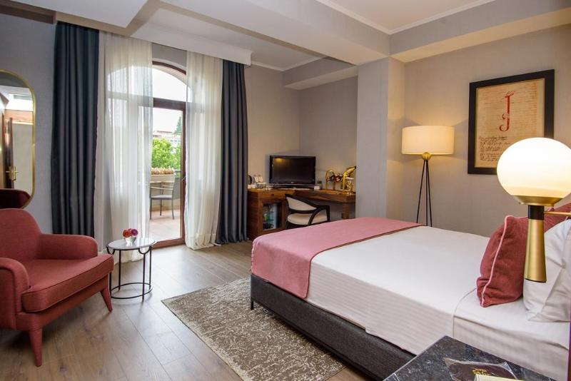 스탠다드 룸, Las Vinas