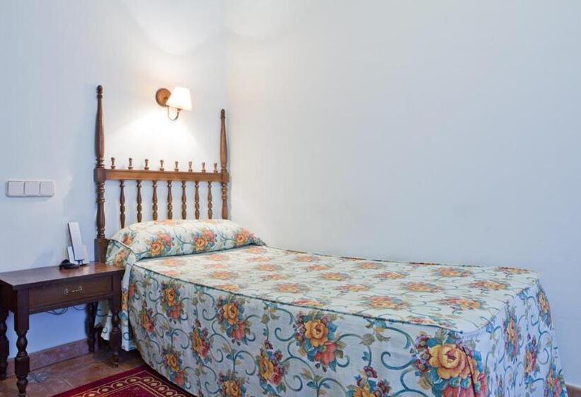 חדר סטנדרט יחיד, Rey Niño