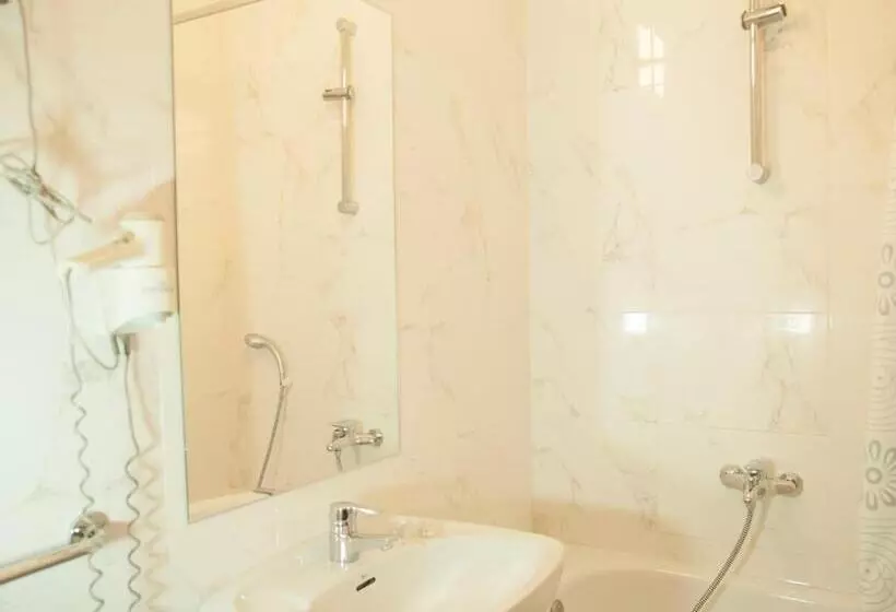 Quarto standart individual, Dato 2