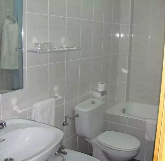 اتاق استاندارد, Hostal Serpol