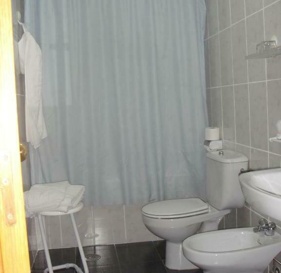 اتاق استاندارد سه نفره, Hostal Serpol