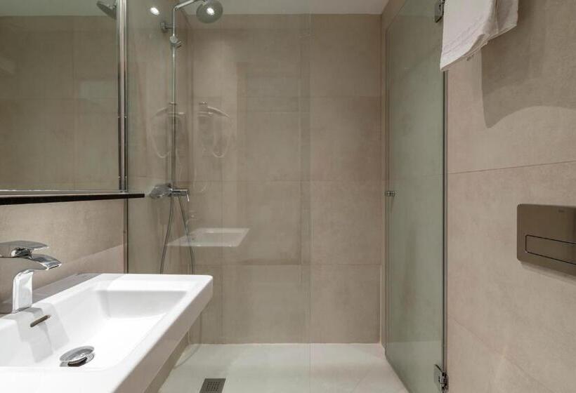 اتاق استاندارد یک نفره, Hostal Castilla Ii Puerta Del Sol