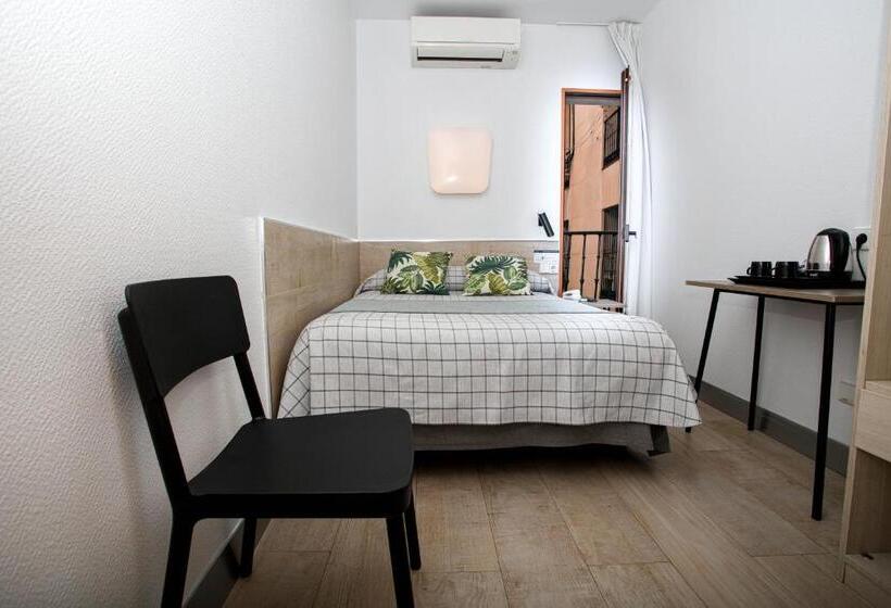 اتاق استاندارد یک نفره, Hostal Castilla Ii Puerta Del Sol
