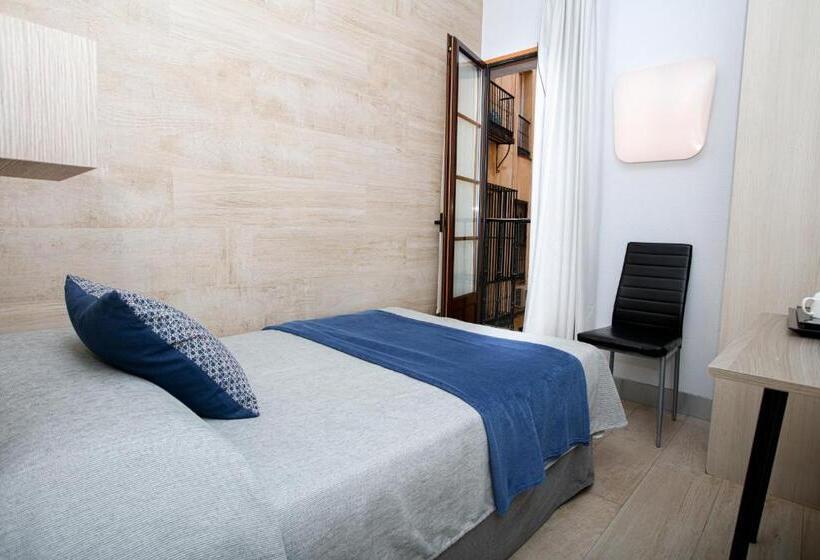 اتاق استاندارد یک نفره, Hostal Castilla Ii Puerta Del Sol