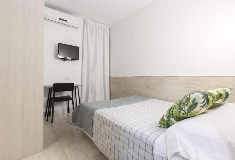 اتاق استاندارد یک نفره, Hostal Castilla Ii Puerta Del Sol