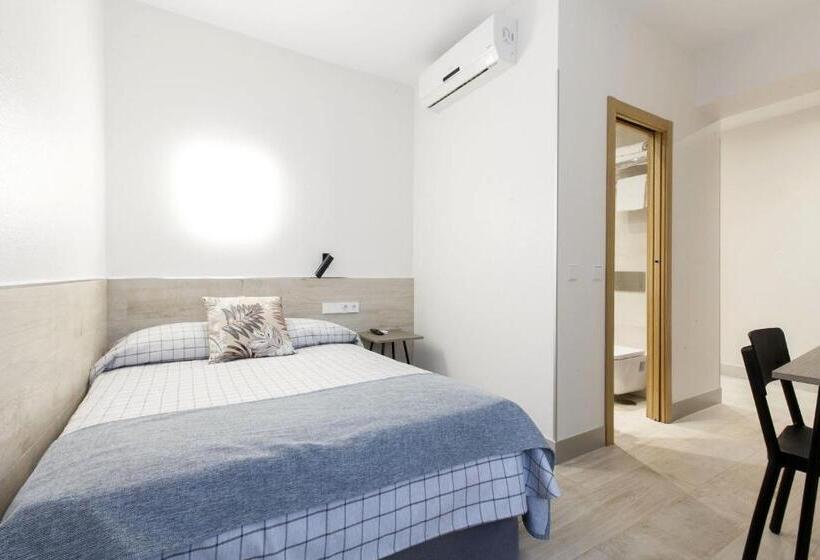 اتاق استاندارد یک نفره, Hostal Castilla Ii Puerta Del Sol
