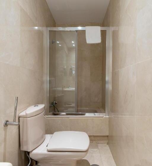 اتاق استاندارد, Hostal Castilla Ii Puerta Del Sol