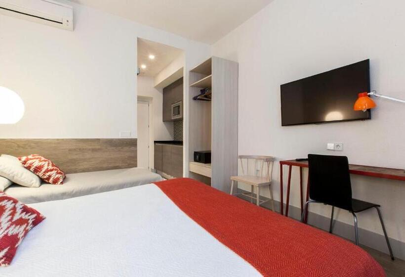 اتاق استاندارد, Hostal Castilla Ii Puerta Del Sol