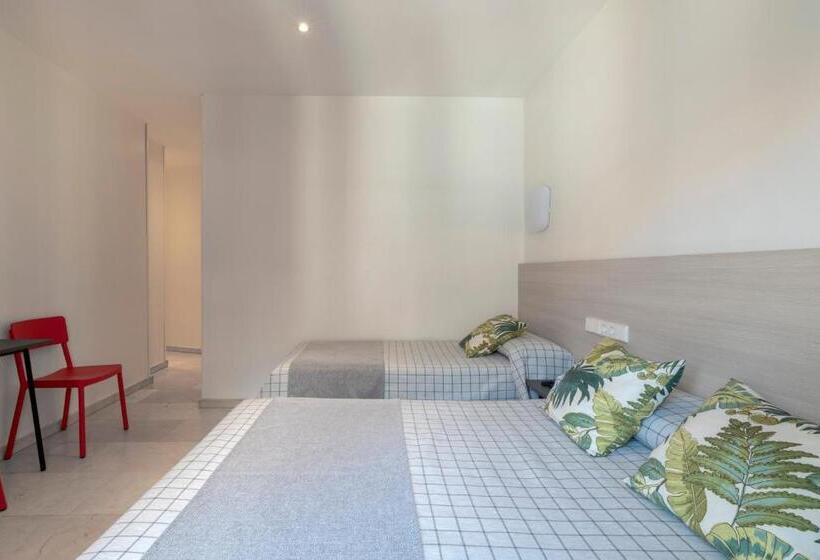 اتاق استاندارد سه نفره, Hostal Castilla Ii Puerta Del Sol