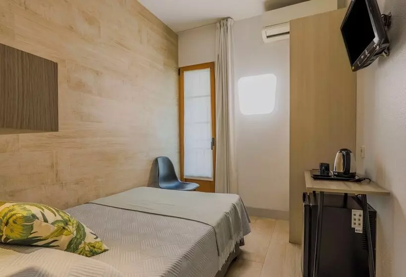 اتاق استاندارد یک نفره, Hostal Castilla Ii Puerta Del Sol