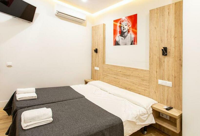 اتاق استاندارد, Hostal Manuela By Gaiarooms