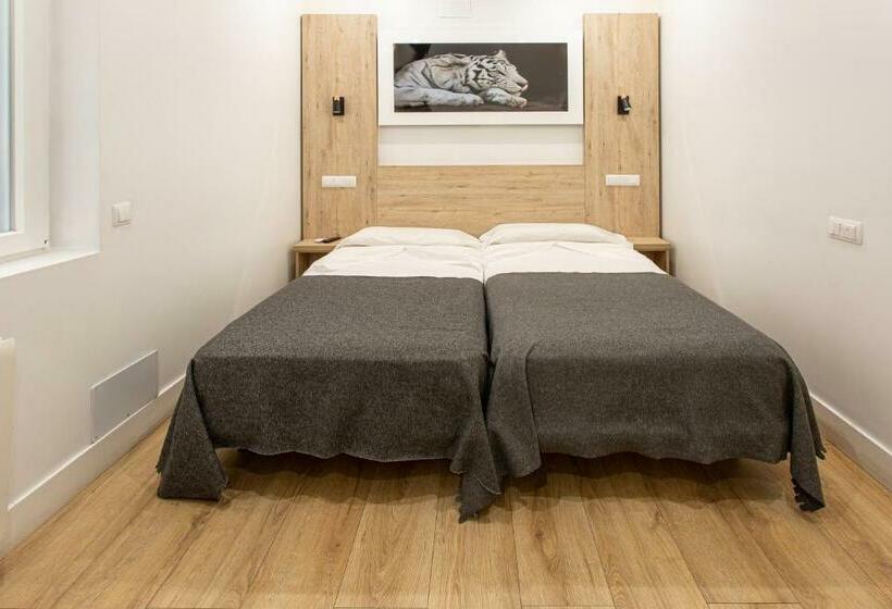 اتاق استاندارد, Hostal Manuela By Gaiarooms