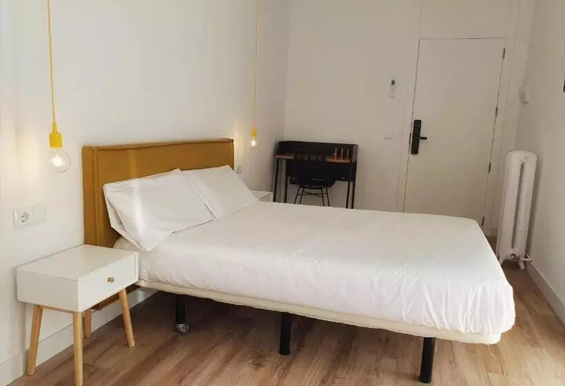 اتاق لوکس, Hostal Manuela By Gaiarooms