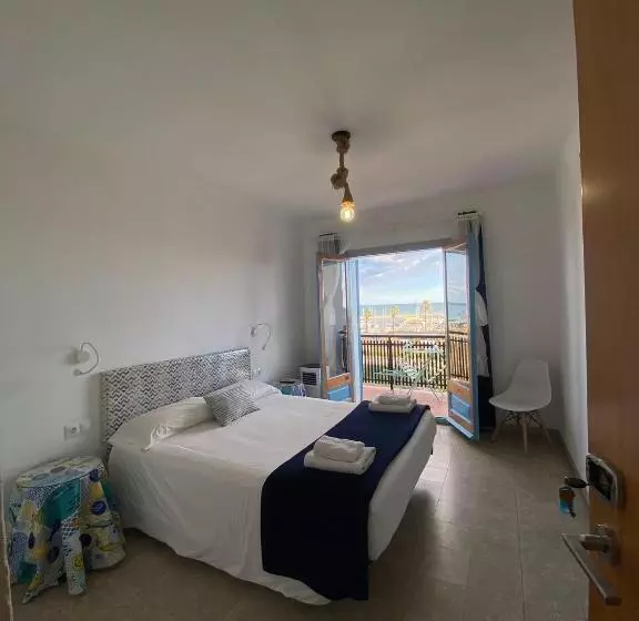 Standard-huone Merinäkymä Parveke, Hostal Santa Gemma