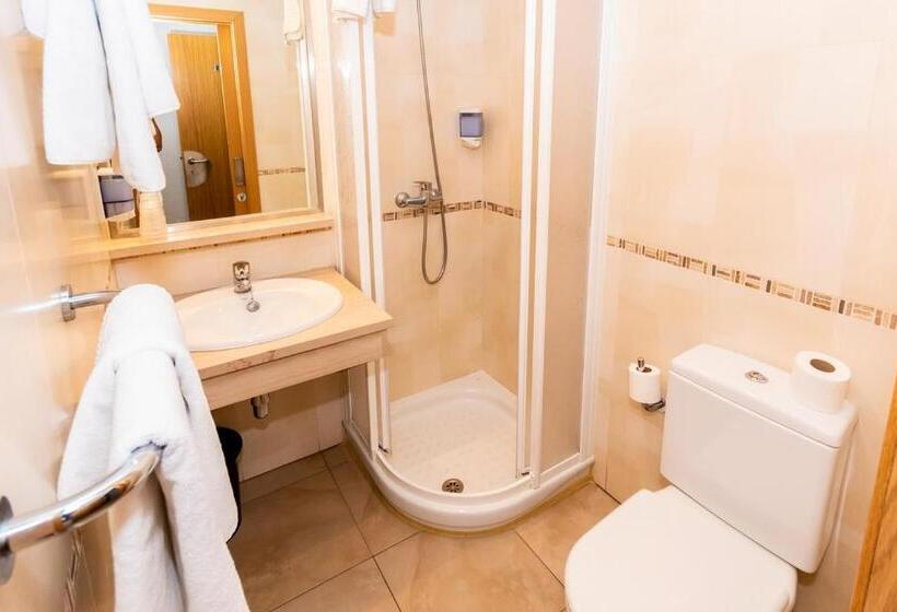 اتاق استاندارد یک نفره, Hostal Viky