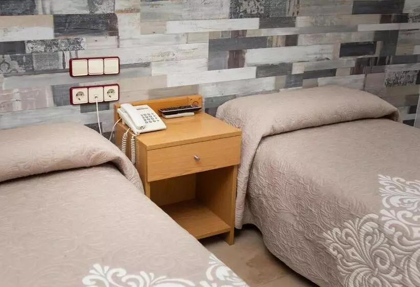 اتاق استاندارد, Hostal Viky