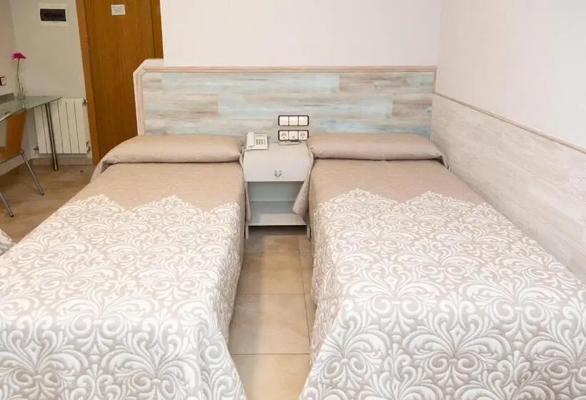 Habitación Estándar, Hostal Viky