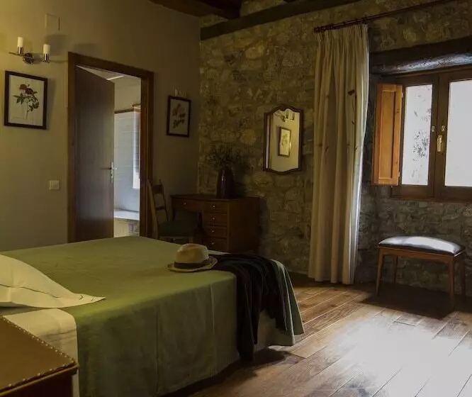 Habitación Estàndard Individual, Caldas