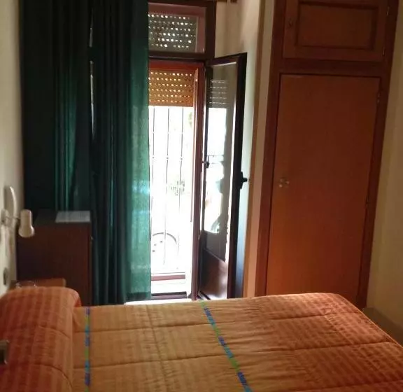 Standard Enkeltværelse, Hostal Cervantes