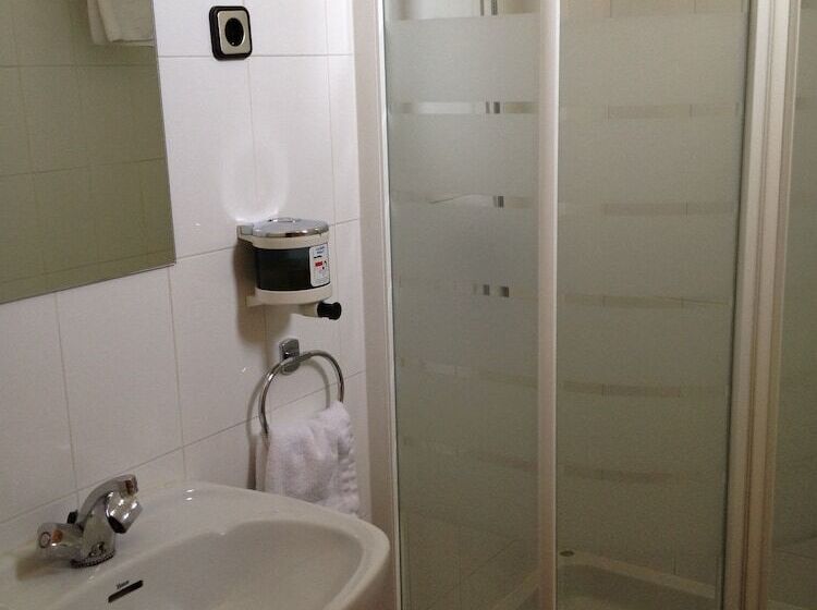 غرفة قياسية, Hostal Cervantes