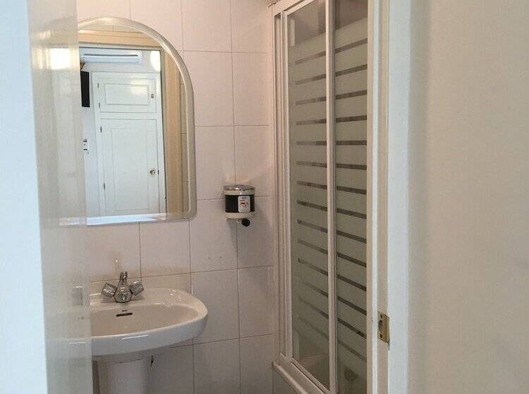 غرفة قياسية, Hostal Cervantes