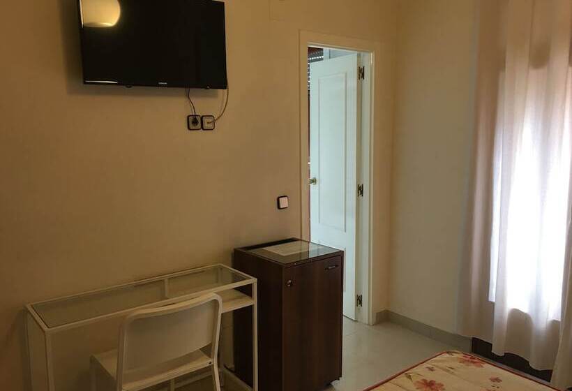 غرفة قياسية, Hostal Cervantes