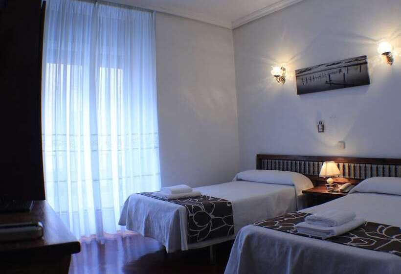 اتاق عادی, Hostal Esmeralda