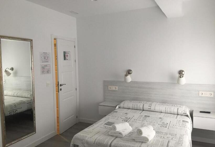 اتاق استاندارد با تخت دوبل, Hostal Lar