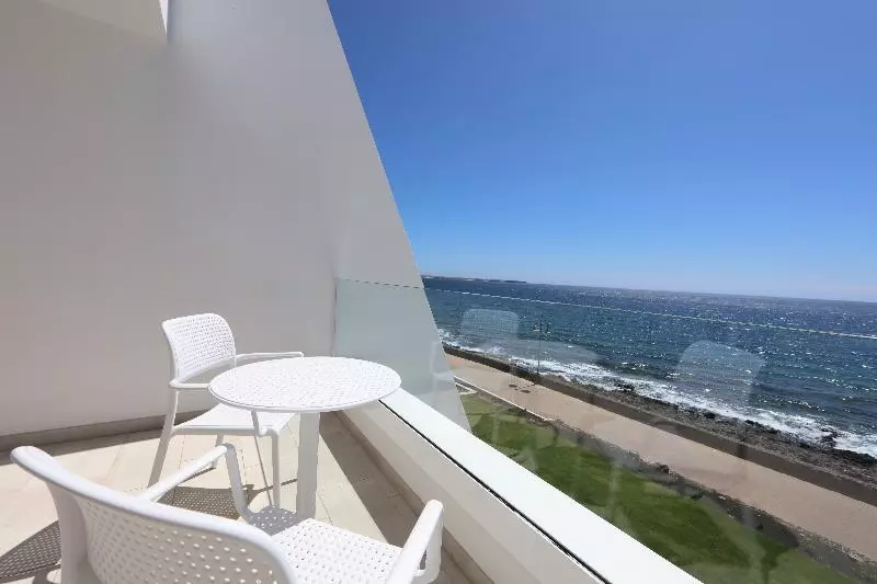 اتاق استاندارد با چشم‌انداز دریا, Iberostar Selection Lanzarote Park