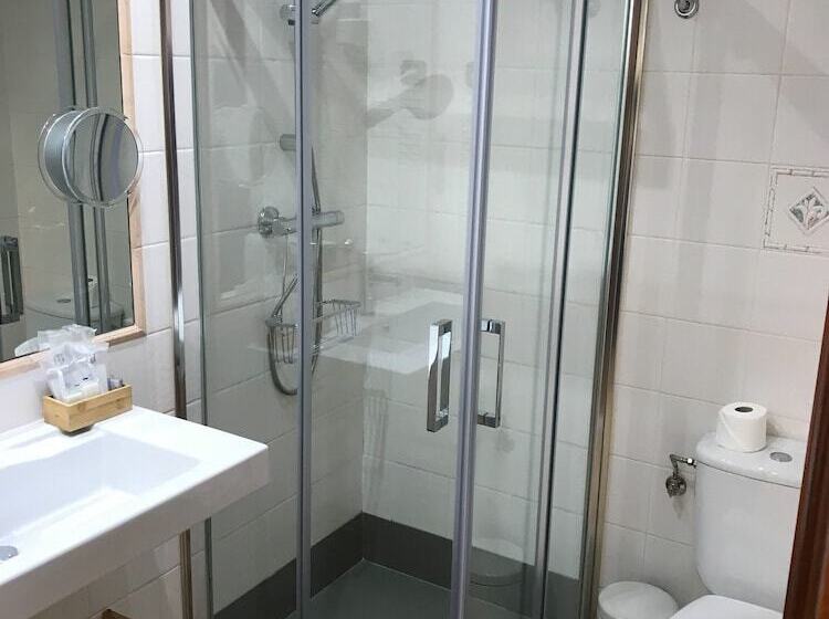 غرفة قياسية, Artetxe