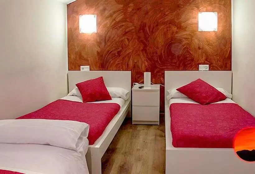 Habitació Estàndard, Hostal Igüer