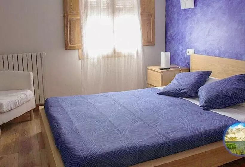Habitació Estàndard, Hostal Igüer
