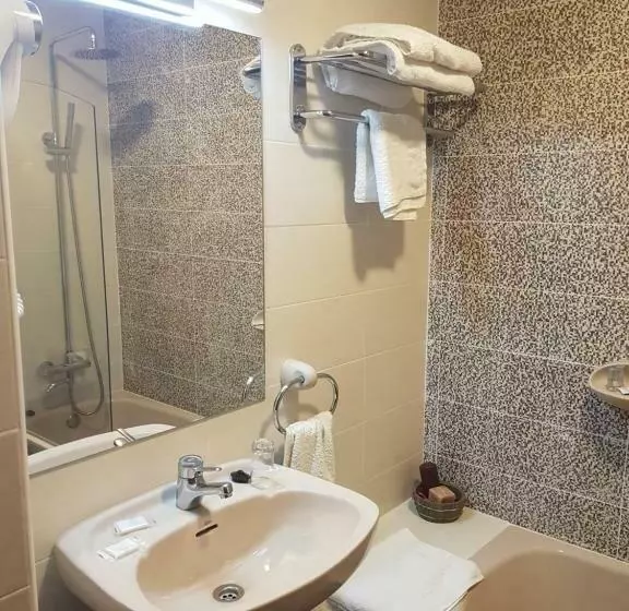 Chambre Deluxe avec Balcon, Hostal Sainz