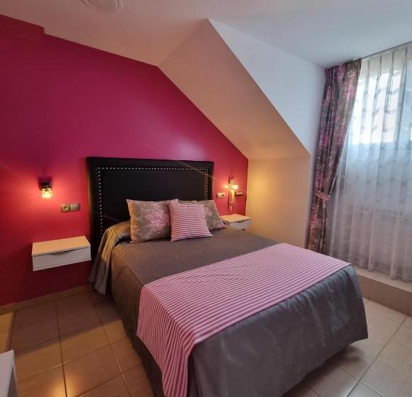 Номер Стандарт, Hostal Sainz