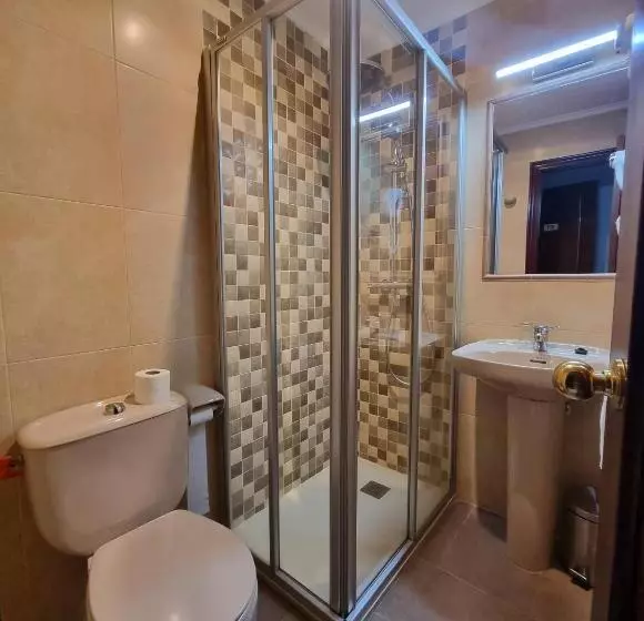 Chambre Standard avec Terrasse, Hostal Sainz