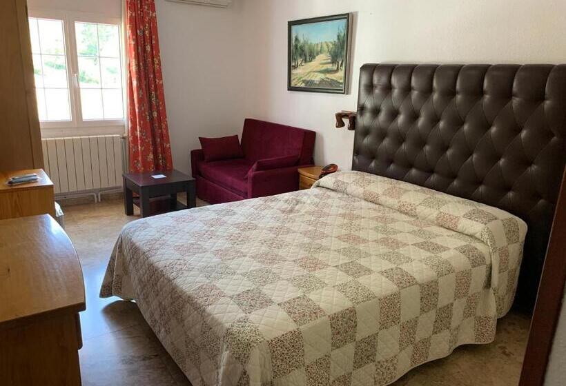 חדר סטנדרט, Mirasierra