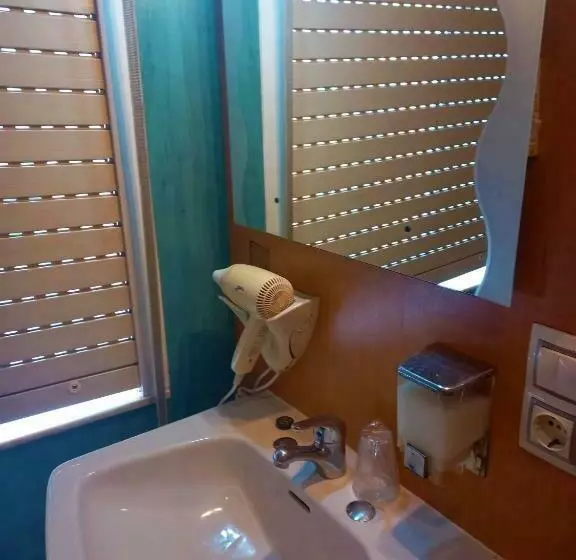 スタンダードシングルルーム, Pension San Roque