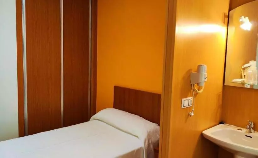 バスルーム共有のシングルスタンダード, Pension San Roque
