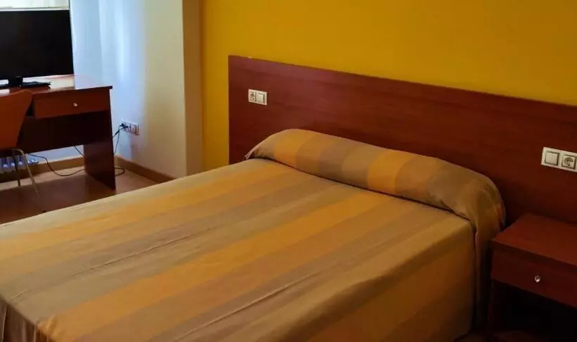 バス共有のスタンダードルーム, Pension San Roque