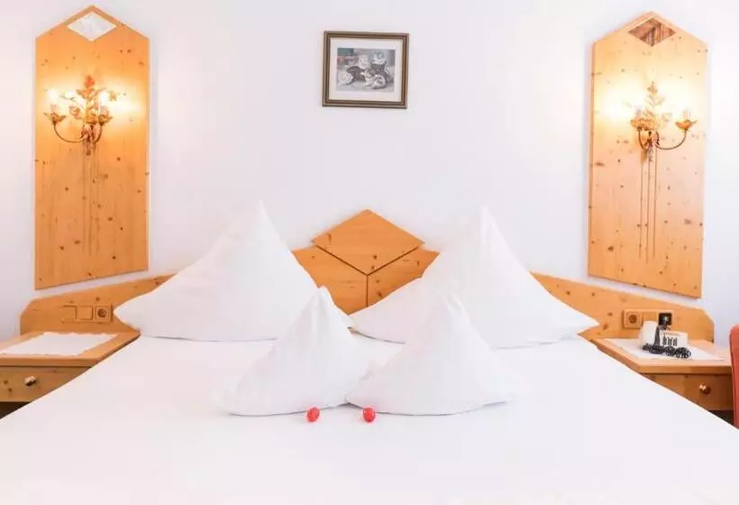 バルコニー付きスタンダードルーム, Bergsporthotel Antonie