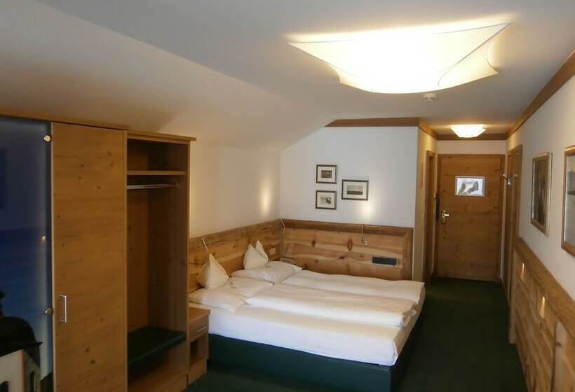 Номер Deluxe, Das Kaltschmid Familotel Tirol