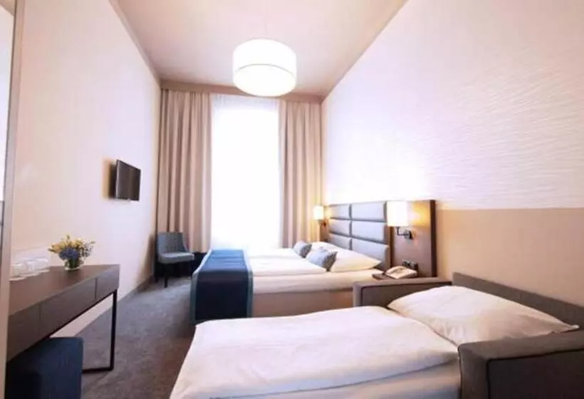 اتاق سوپریور سه تخته, Drei Kronen Hotel Wien City
